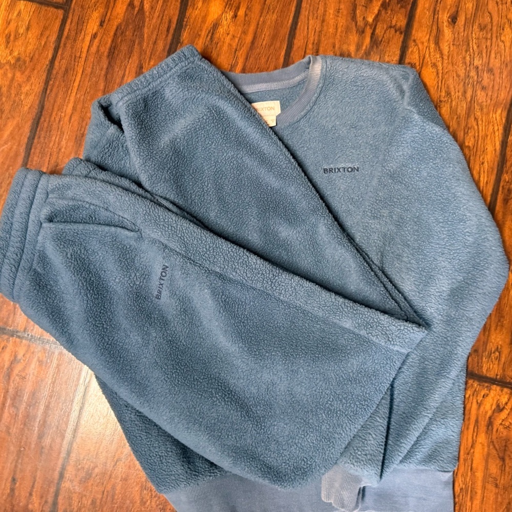 Donating Sunday-Brixton Sherpa fleece Set- sweater and pant -S